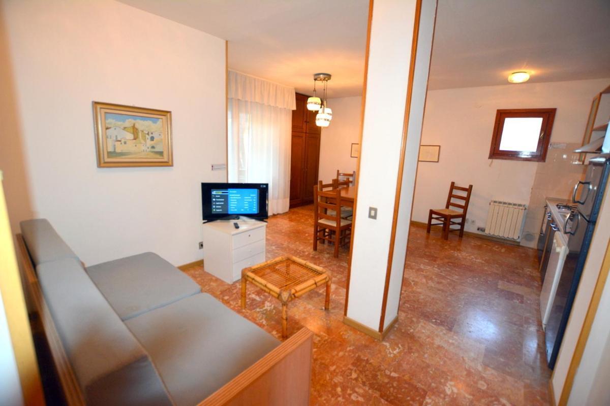 Appartement Lignano Exclusive With Pool à Lignano Sabbiadoro Extérieur photo